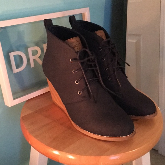 Nautica Waterline Wedge - Picture 3 of 4